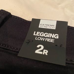 Extreme Stretch Express Dark Wash Denim Leggings